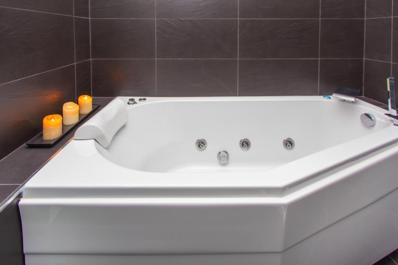 Hotel Al 4 Busto Arsizio Esterno foto